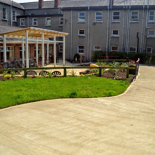 Dementia Friendly Garden Complete